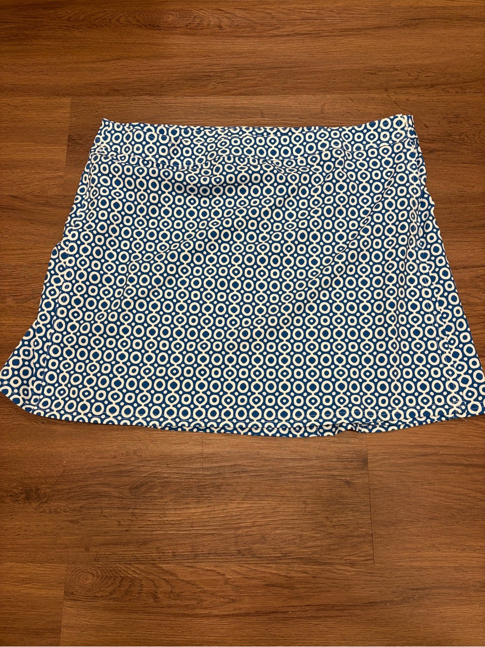 Ripskirt Hawaii Blue and White Geo Mini Skirt